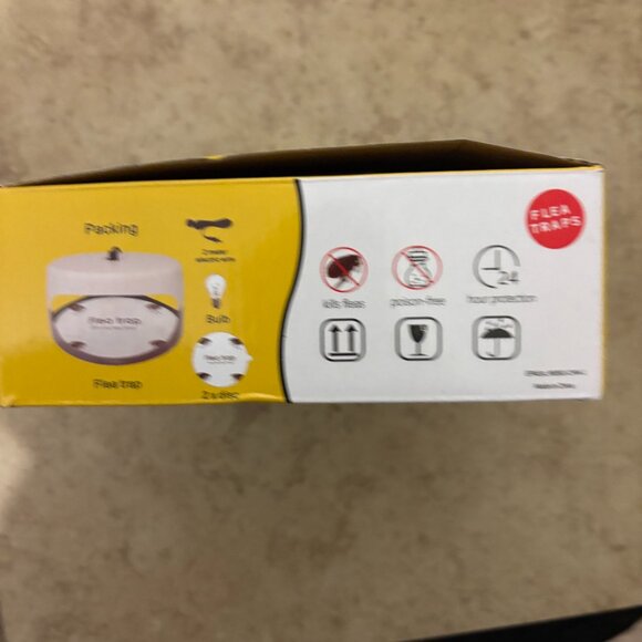 NEW Flea Trap for Inside Your Home with Light Refills and Sticky Pad - Picture 5 of 7
